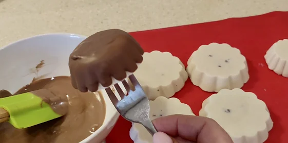 Эксперимент: готовим мороженое из авокадо и не только