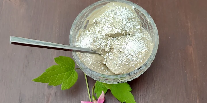 Эксперимент: готовим мороженое из авокадо и не только