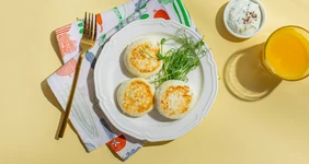 Несладкие сырники с пармезаном