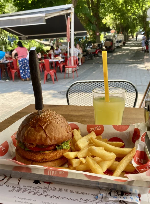 Гастропровал: как я год жила в Стамбуле и пыталась полюбить турецкую кухню