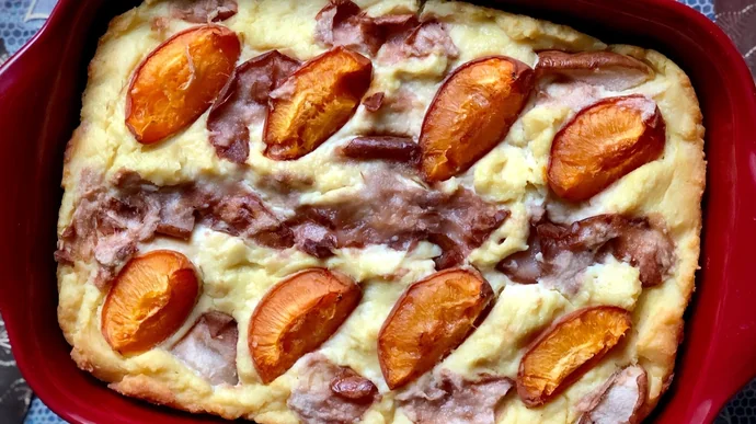 Творожная запеканка с абрикосами