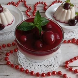 Панна-котта на ряженке с черешней