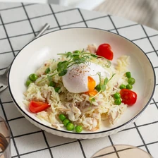 Дорадо с рисом и яйцом пашот