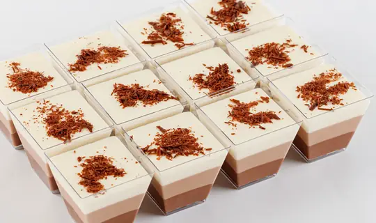 Десерт «Три шоколада» в стаканчиках, 12 шт