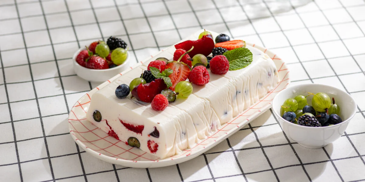 Рецепты десертов без выпечки: желейные котики, тирамису-боллы и ещё 5 проверенных идей