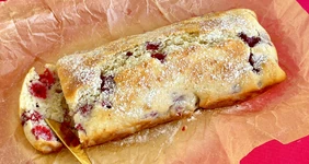 Малиновый кекс