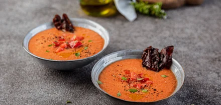 От ачичука до шакшуки: что приготовить из помидоров прямо сейчас и на зиму