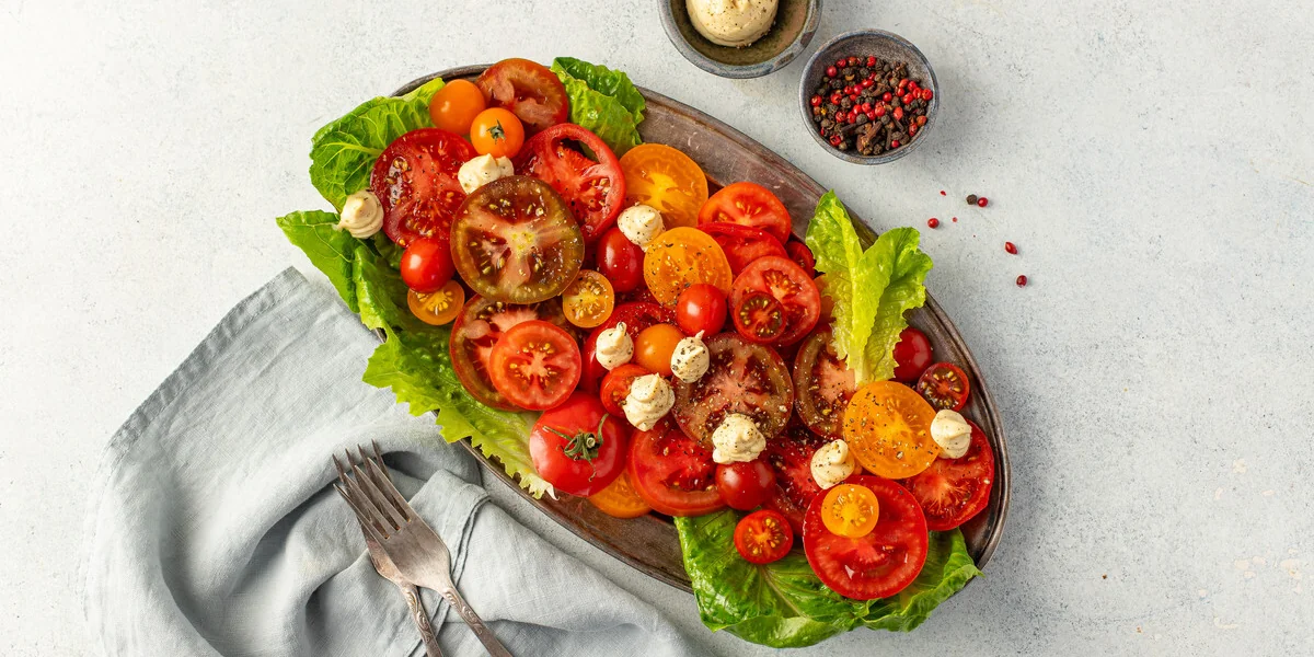 От ачичука до шакшуки: что приготовить из помидоров прямо сейчас и на зиму