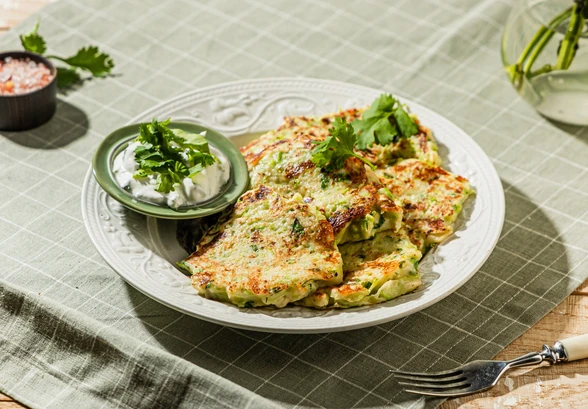 Рецепт «Кабачковые оладьи с сыром»