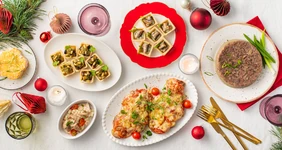 Мясо по-французски, мимоза, холодец: 7 классических рецептов для&nbsp;праздничного стола
