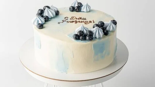 Торт «Воздушные барашки» в бирюзе