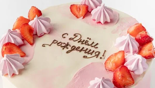 Торт «Воздушные барашки» в розовом