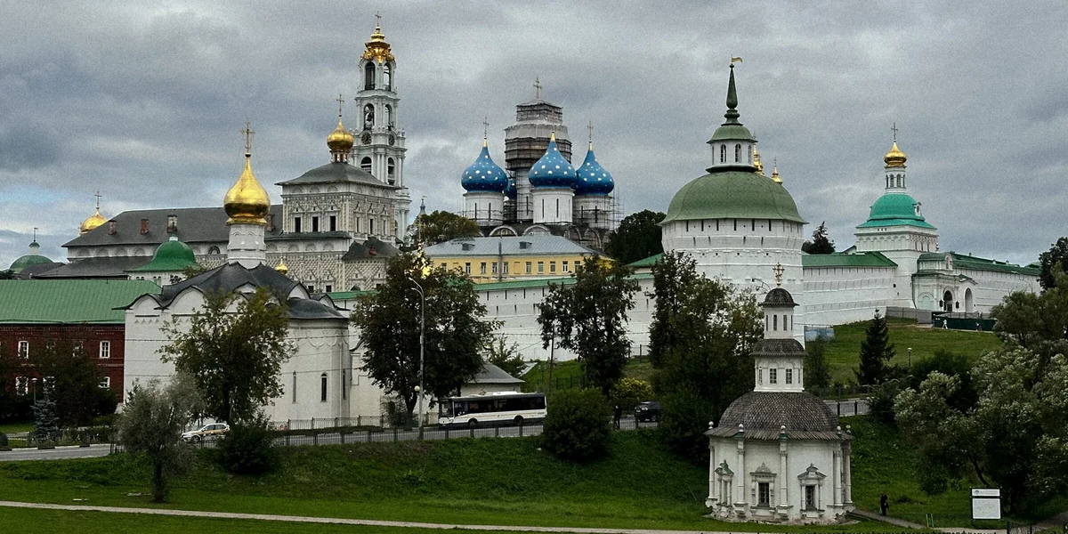 Наличники, желудёвый кофе и… 5 причин поехать в Сергиев Посад