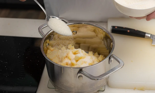 Пирожки с яблоками, шаг 2/11