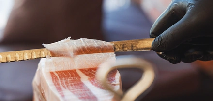 Чем отличается хамон от&nbsp;прошутто и&nbsp;при&nbsp;чём здесь гитара