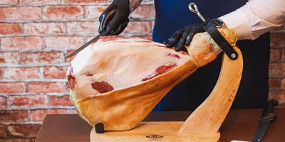 Чем отличается хамон от прошутто и при чём здесь гитара