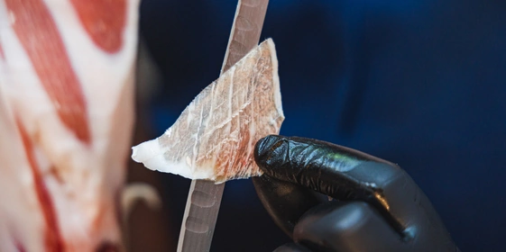 Чем отличается хамон от&nbsp;прошутто и&nbsp;при&nbsp;чём здесь гитара