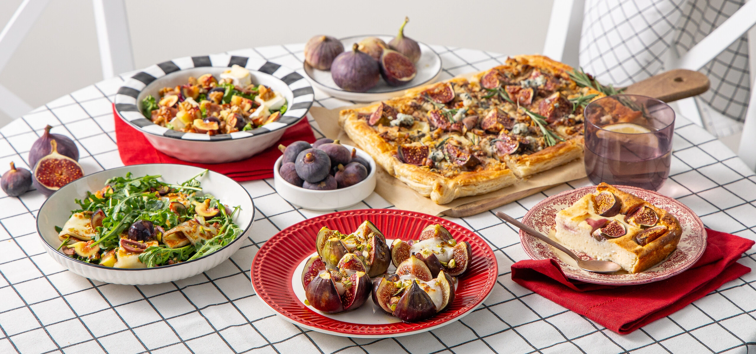 Рецепты с&nbsp;инжиром: от&nbsp;салата до&nbsp;запеканки