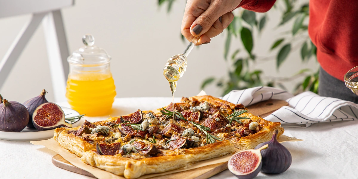 Рецепты с&nbsp;инжиром: от&nbsp;салата до&nbsp;запеканки