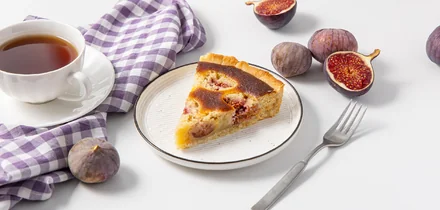 Рецепты с инжиром: от салата до запеканки