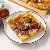 Пирог с инжиром и сыром