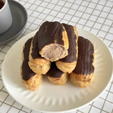 Шоколадные эклеры