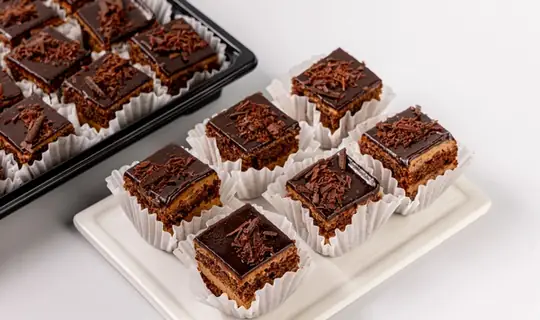 Пирожное «Прага» мини, 20 шт