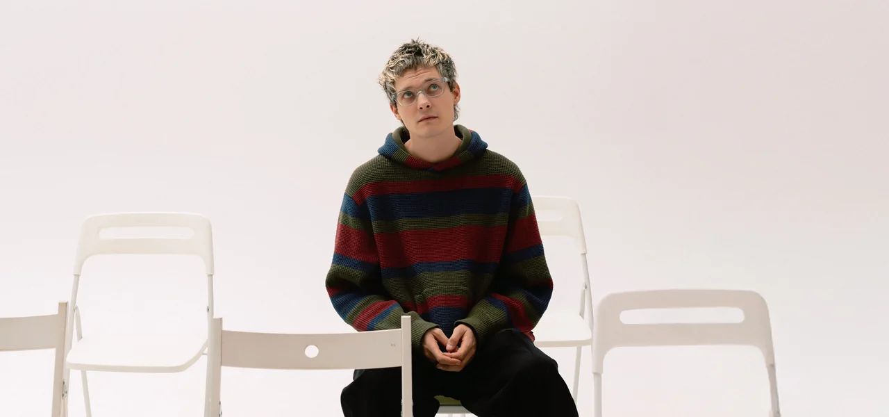 «Мы точно будем ошибаться»: говорим о катастрофизации родительства с музыкантом Алексеем Шалым