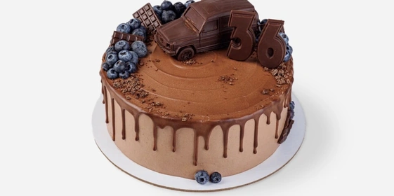 Вкус торжества: кейтеринг, торты и подарки от «ВкусВилл Праздник» теперь и в приложении