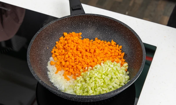 Рагу с мясом и овощами, шаг 3/8