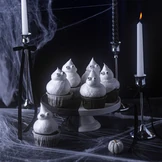 Шоколадные капкейки с меренгой