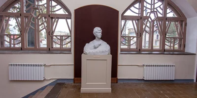 Вампиры средней полосы, конфекты, покаченики — как полюбить Смоленск