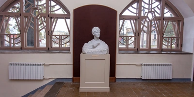 Вампиры средней полосы, конфекты, покаченики — как полюбить Смоленск