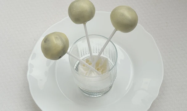 Кейк-попсы «Мумии», шаг 9/11