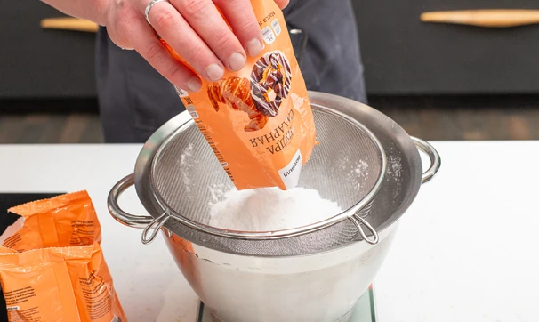 Трайфлы «Ведьмино зелье», шаг 1/5