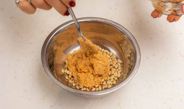 Рулетики из баклажанов с хумусом, шаг 3/5