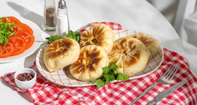 Беляши с чечевицей