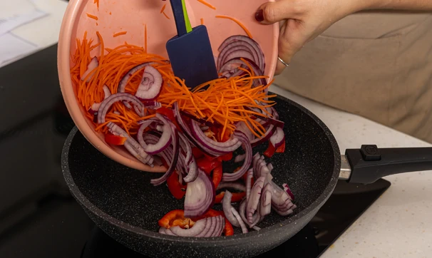 Корейский салат с шампиньонами, шаг 5/9