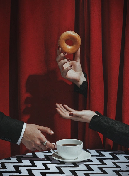 Кофепитие в Чёрном вигваме: как устроить вечеринку в стиле Твин Пикс