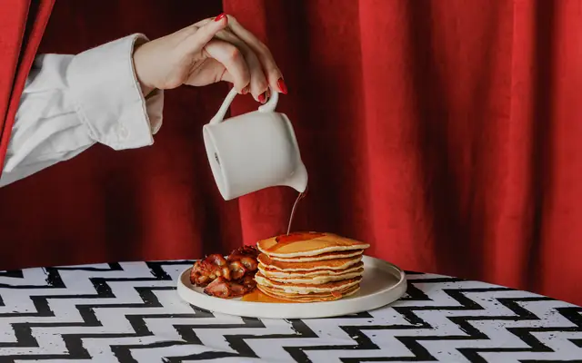 Панкейки с беконом