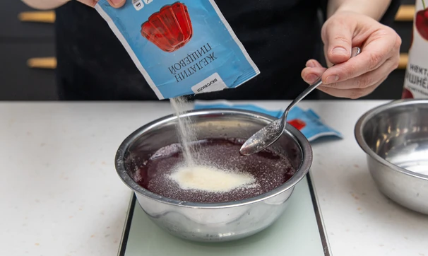 Красно-белое желе, шаг 5/8