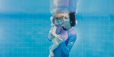 В Батискафе работают два тёплых бассейна, спортзал, сауна и соляная пещера