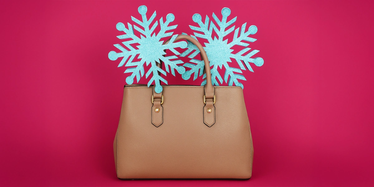 Ледяная почта, волшебная сумка и другие чудеса: 8 новогодних историй от читателей