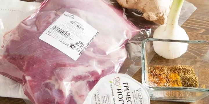 Шашлык из&nbsp;индейки: маринад на&nbsp;кефире, с&nbsp;соевым соусом и&nbsp;кофе