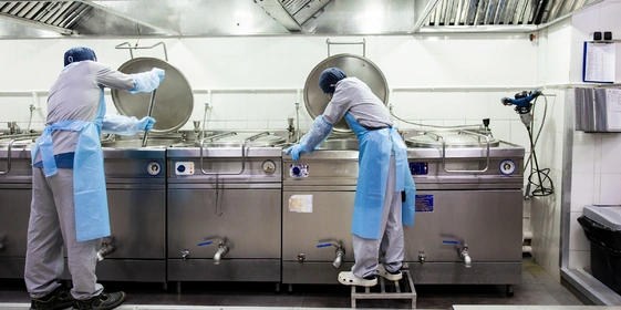 На кухне у бренд-шефа: как рождается линейка ШефВилл для&nbsp;новогоднего стола