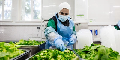 На кухне у бренд-шефа: как рождается линейка ШефВилл для&nbsp;новогоднего стола