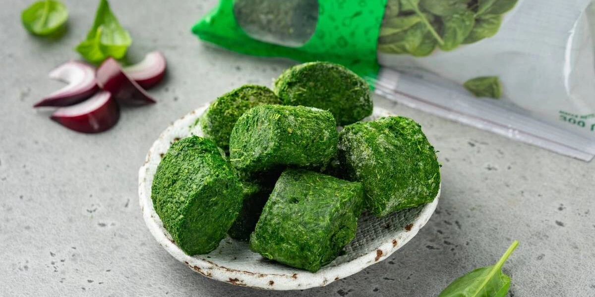 Приготовление шпината: как заморозить, рецепты от&nbsp;супа до&nbsp;салата и&nbsp;советы кулинара