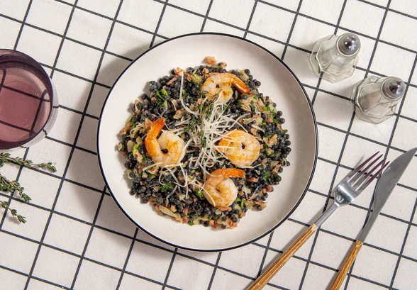 Рецепт «Чёрный птитим с&nbsp;креветками»