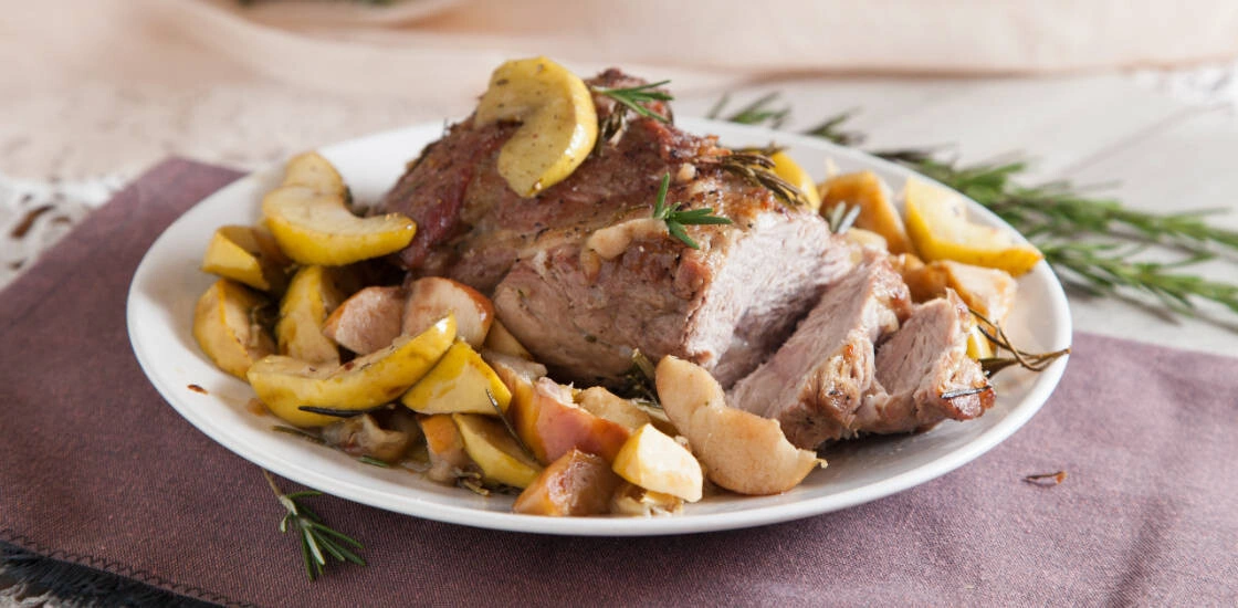 Готовим в&nbsp;духовке: 17 рецептов в&nbsp;горшочках и&nbsp;без