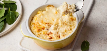 Пышный омлет, сырный суп и&nbsp;фруктовые вафли: 10 рецептов для&nbsp;детского меню